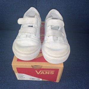 Gently used Vans Old Skool V Toddler Shoes Canvas True White/True White